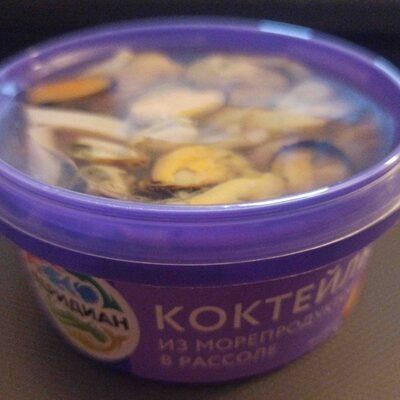 Коктейль из морепродуктов в рассоле