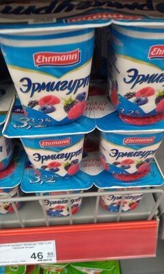 Йогурт 3,2% лесн ягоды