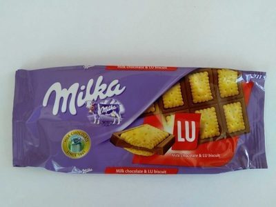 Молочный шоколад с печеньем "LU"