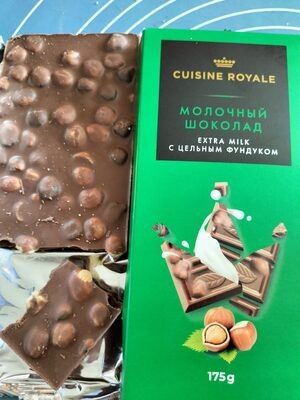 Молочный шоколад Extra Milk с цельным фундуком