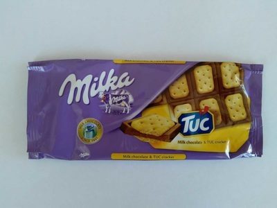 Молочный шоколад с солёным крекером "TUC"